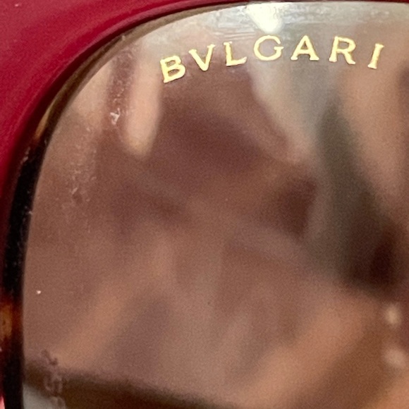 Bvlgari Sunglasses with case - Picture 14 of 16